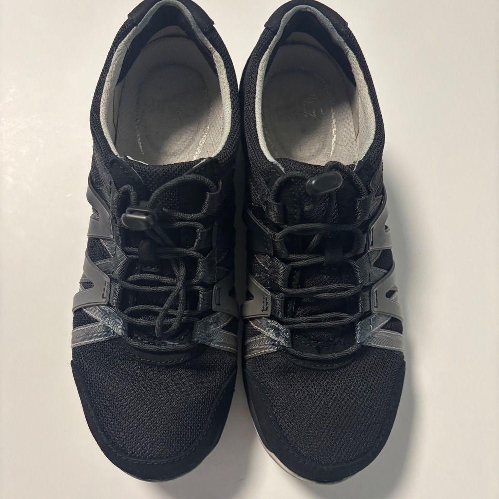 Dansko Paisley Black Waterproof Walking Shoes Sneakers Womens 36 - US Size 5.5-6